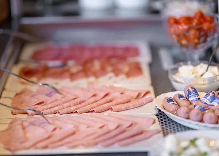 Nord By Campanile Hotel 3*