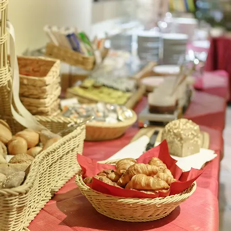 Nord By Campanile Hotel 3*