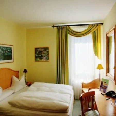 Hotel Nord By Campanile 3*