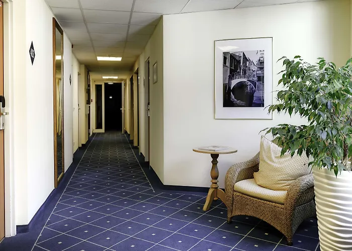 Nord By Campanile Hotel 3*